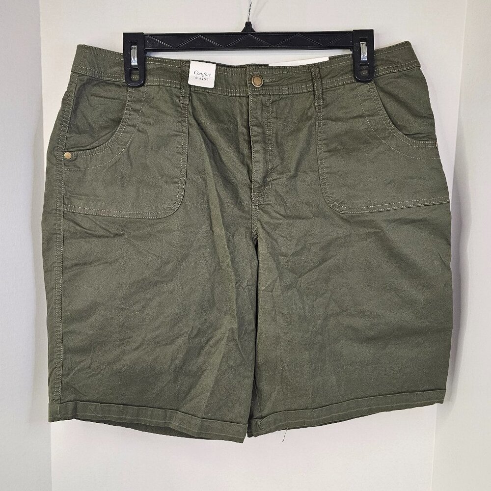 Croft And Barrow Bottoms Women Bermuda Shorts Dark Green Mid Rise Size 18